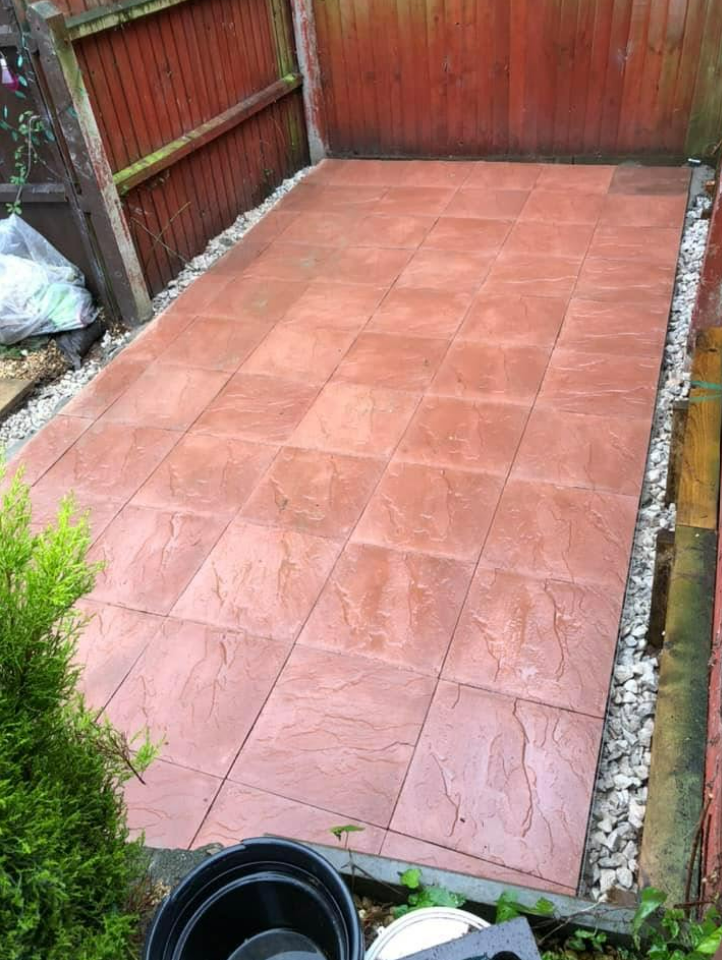 Terracotta tiled patio area